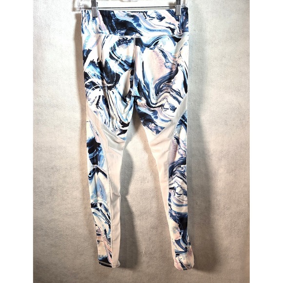 Fabletics Lot of 4 pair Leggings 3 Size Small 1 Size Medium - Picture 3 of 16